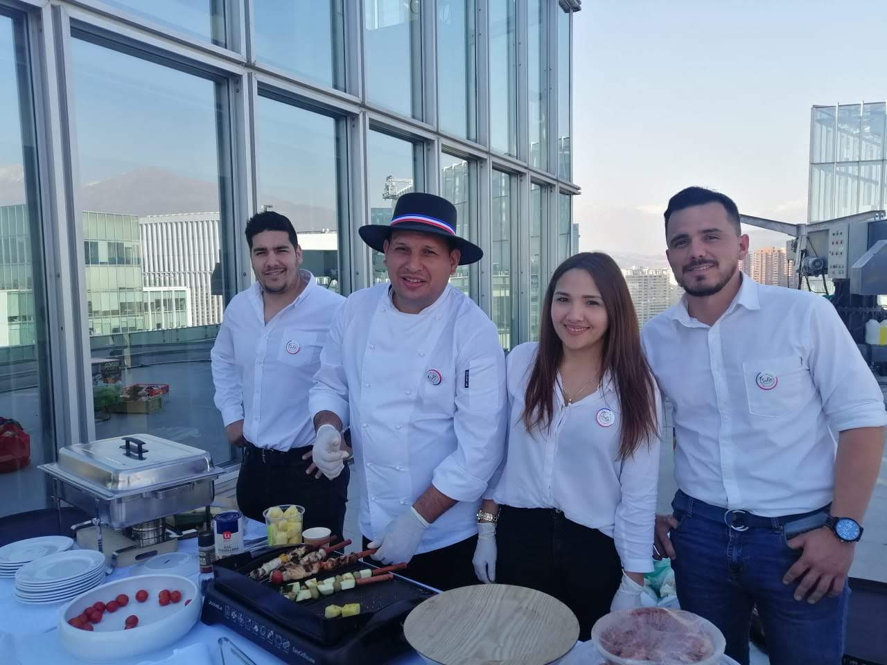 Equipo de Suka Coffee